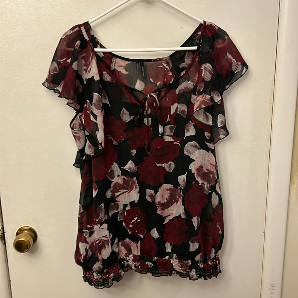 Maurice’s Women’s Top Black/Maroon Size XXL